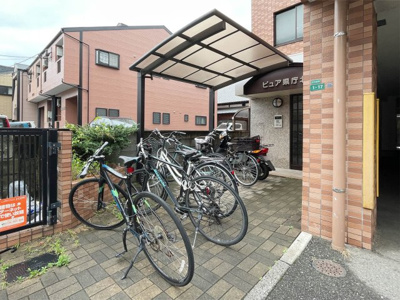 【その他共用部分】 | ピュア県庁北 | 駐輪スペースがあります