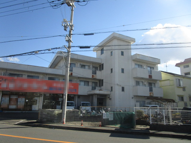 高槻市如是町の一棟マンションの外観