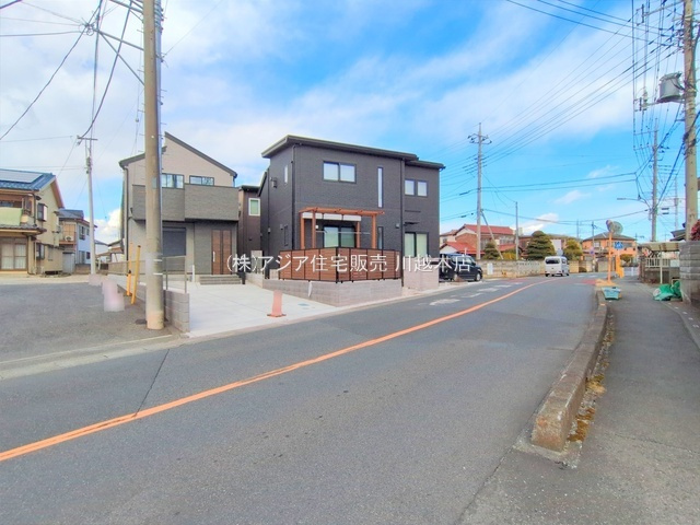 月々１１万円台～　新築戸建　富士見市上沢第13期の前面道路含む現地写真|前面道路約9.0ｍ