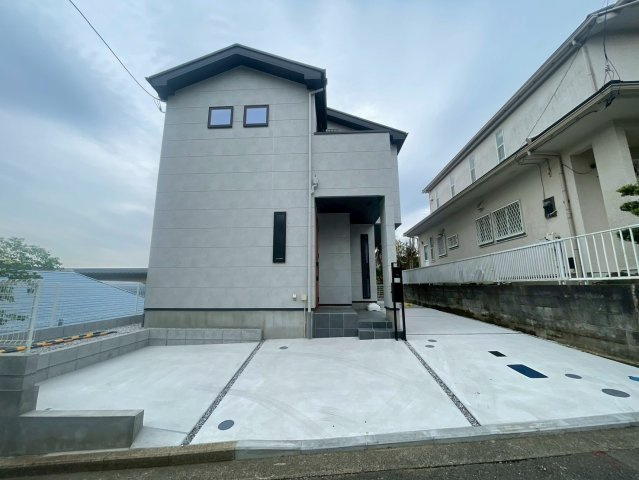 横浜市保土ヶ谷区境木町 新築戸建て【仲介手数料無料】カースペース2台の外観