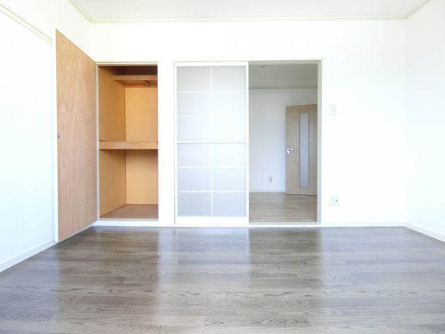 サンハイツ錦織の寝室