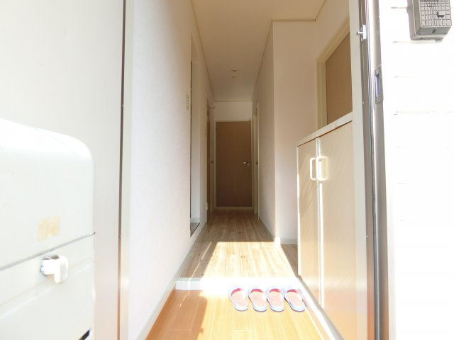 サンハイツ錦織の玄関