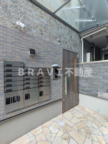 フジパレス城東東中浜Ⅲ番館 BRAVI不動産のエントランス