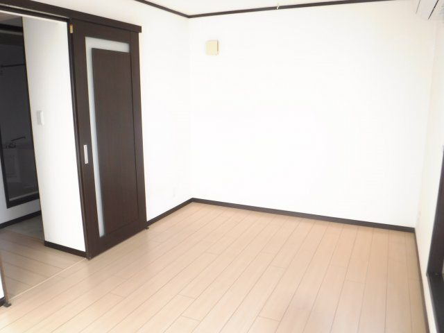 パセオ小杉の洋室