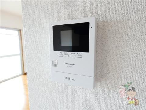 クレール新屋敷のセキュリティ|カメラ付インターホン