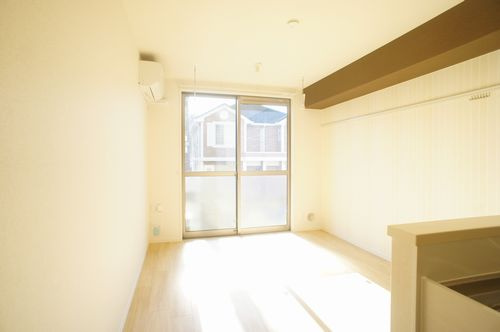 【居間・リビング】 | パークテラス西鎌倉 | その他画像2