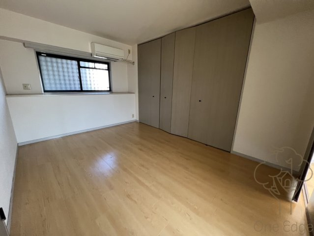 ライフ北梅田の寝室