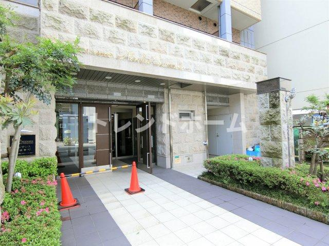 プレサンス難波幸町のエントランス|選べる家電プランあり！！