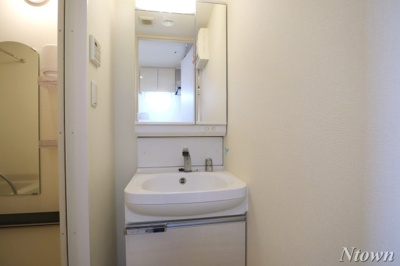 【独立洗面台】 | プレサンス上前津リラシス | 朝の身支度には欠かせない独立洗面化粧台