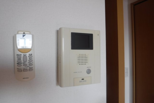 プレシエ新丸子のセキュリティ|他のお部屋の参考写真となります。