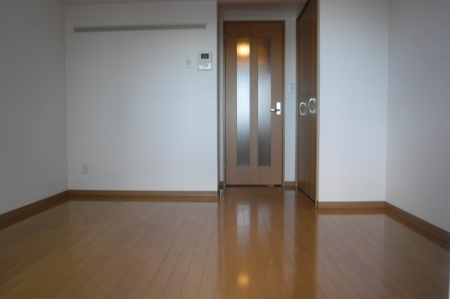 プレシエ新丸子の洋室|他のお部屋の参考写真となります。
