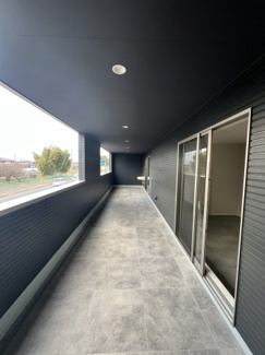 【バルコニー】