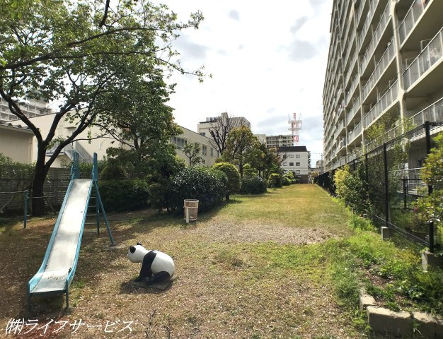 【その他共用部分】 | 三国本町サンハイツ | 敷地内公園