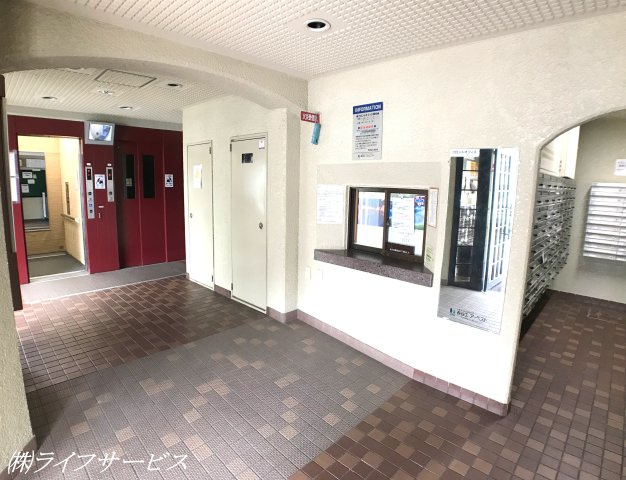 【エントランス】 | 三国本町サンハイツ | エントランスホール