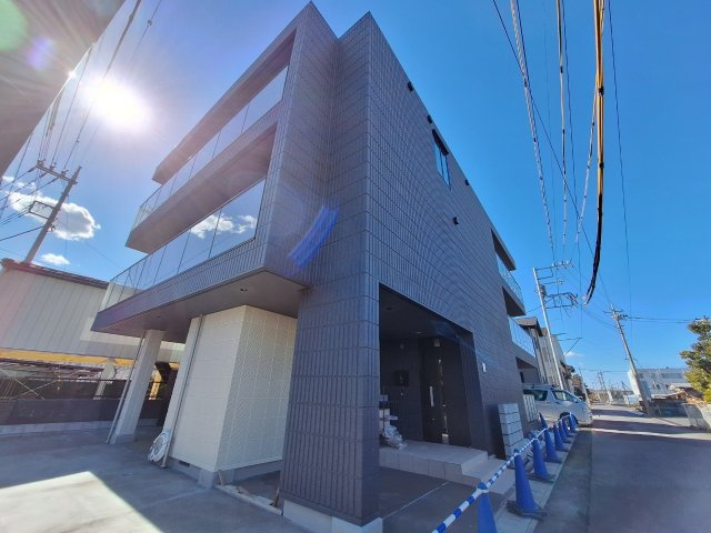 シャルマン柏の葉の外観