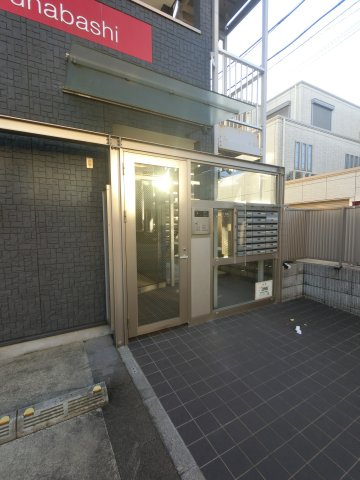 アーク船橋のエントランス