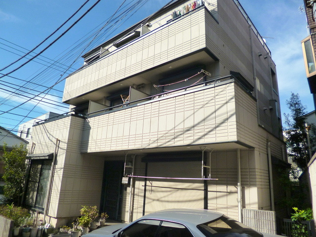 シャルム中村の外観