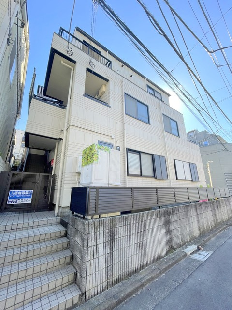 シャルム中村の外観