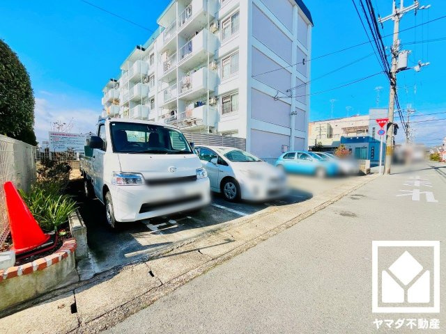 石原住宅Ｃ棟の駐車場