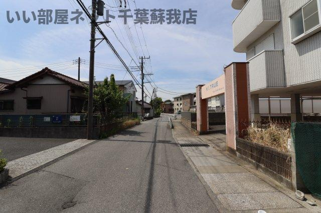 メゾンドールの周辺