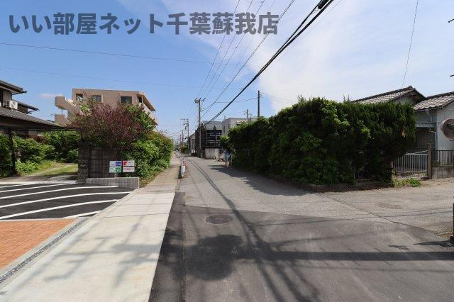 メゾンドールの周辺