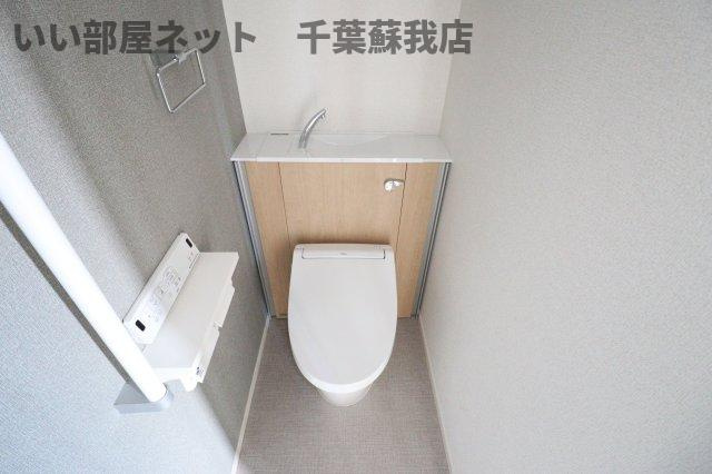 （仮称）五井アパートのトイレ|落ち着いたトイレです