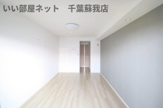 （仮称）五井アパートの居間・リビング|おしゃれな居間です