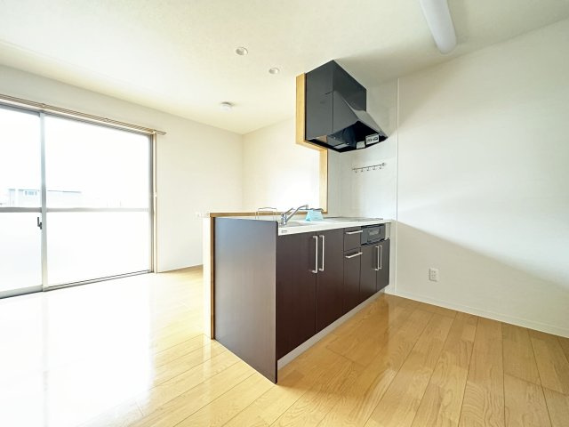 クレドール南川添の居間・リビング