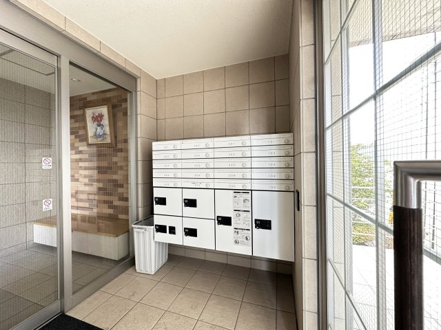 クレドール南川添のエントランス