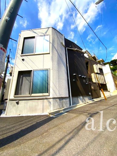 セブンス新宿の外観|建物外観を気になさる方へ、見た目の良い物件です