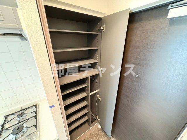 プレサンス東別院駅前の収納