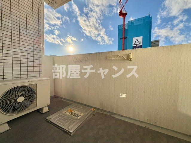 プレサンス東別院駅前のバルコニー