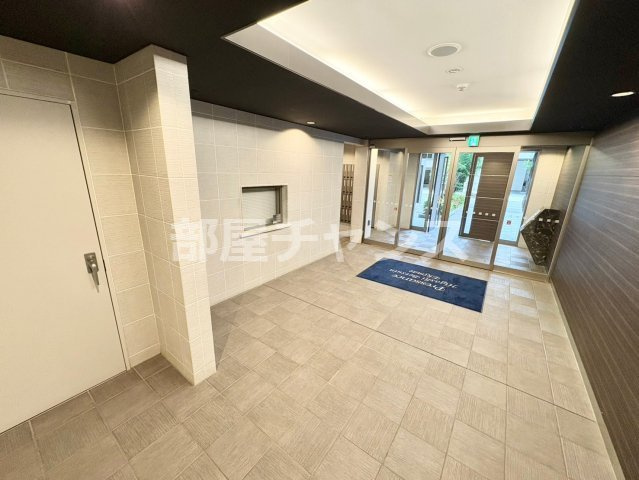 プレサンス東別院駅前のロビー