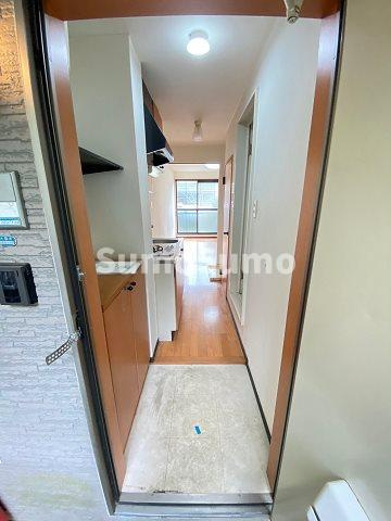 ジュネスうえがはらの玄関