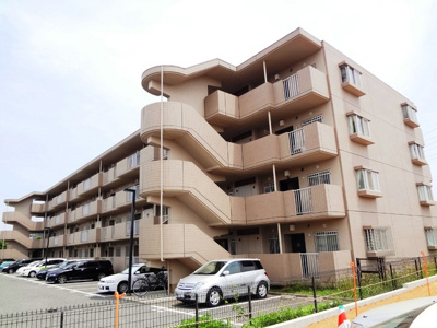 駐車場敷地内　※要空確認