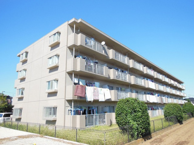 鉄筋コンクリート造のマンションです