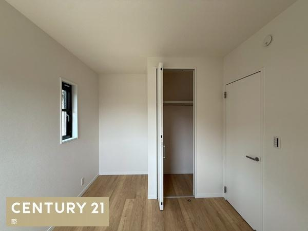 海南市船尾の新築一戸建の洋室