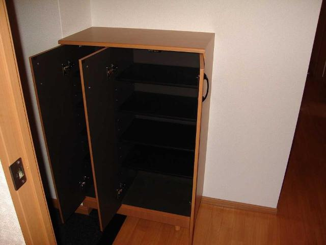 ルミナス西山本の玄関|玄関