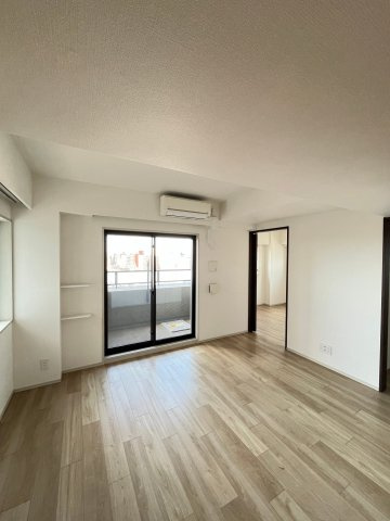 ステラメゾン三軒茶屋の居間・リビング