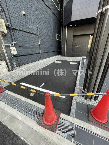 ソルテラス四天王寺前夕陽ヶ丘の駐車場