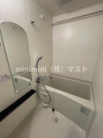 ソルテラス四天王寺前夕陽ヶ丘の浴室