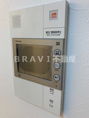 スプランディッド安土町　BRAVI不動産のセキュリティ|【スプランディット安土町】モニター付きインターホン