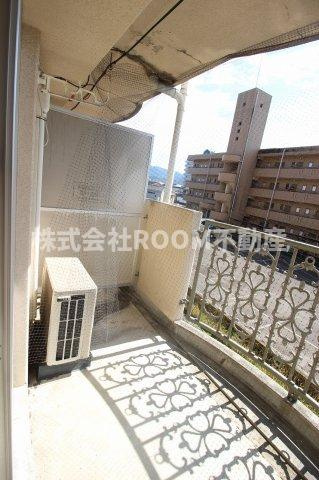 イーストウッドマンションのバルコニー|お洗濯にも便利なバルコニー付き
