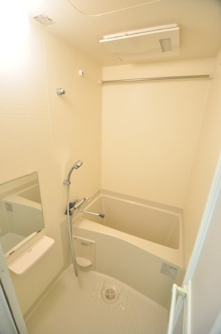 大阪市都島区都島北通１丁目の賃貸マンションの浴室