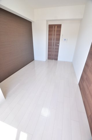 大阪市都島区都島北通１丁目の賃貸マンションの内装