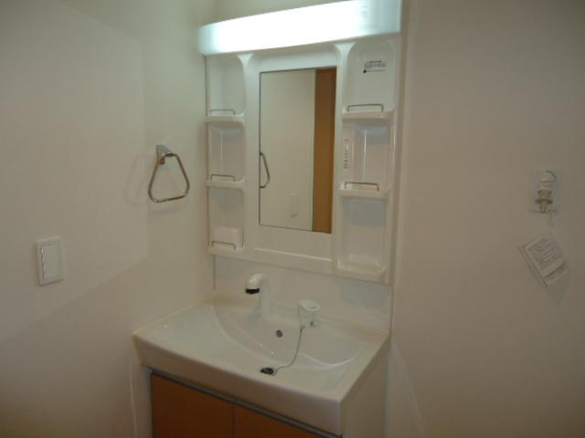 コンフォートビブレの洗面所|洗髪洗面化粧台