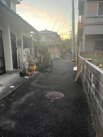 山手町2戸１貸家の周辺