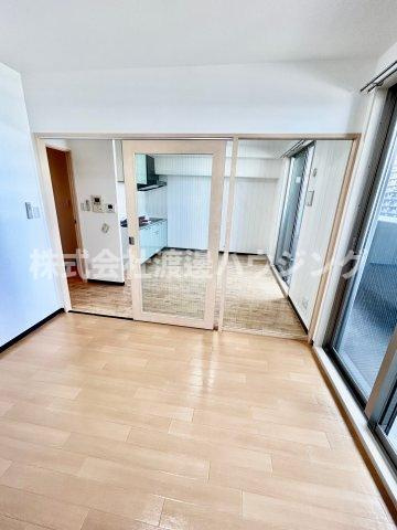 ハーヴェスタ江坂の内装