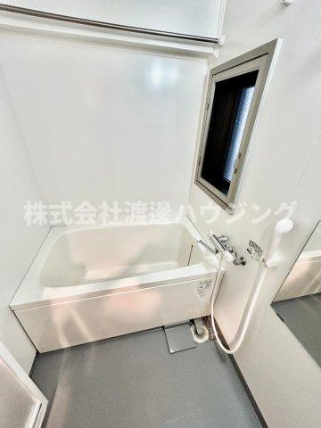 ハーヴェスタ江坂の浴室