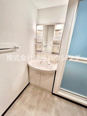 ハーヴェスタ江坂の洗面所